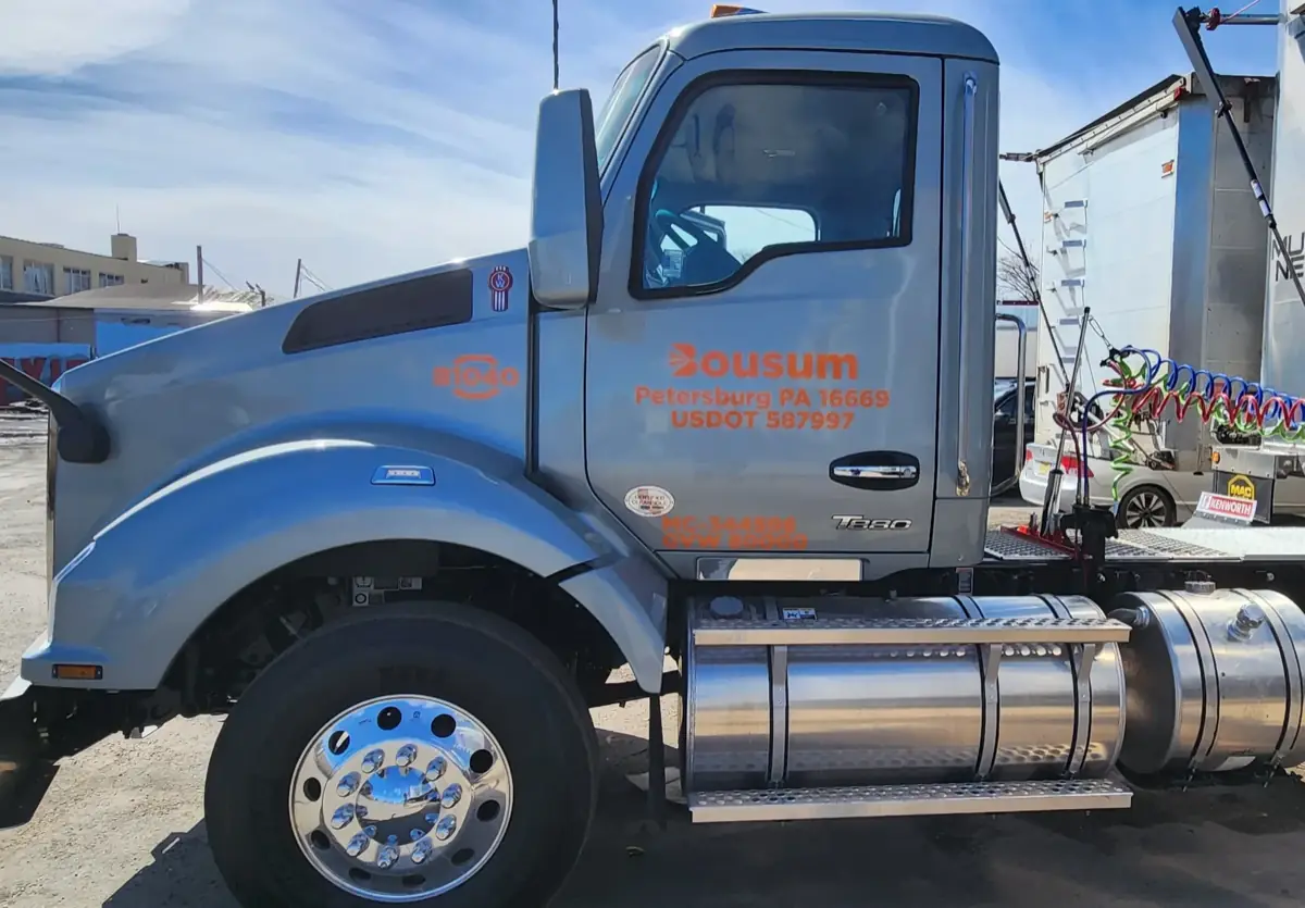 Bousum Kenworth T880 daycab door